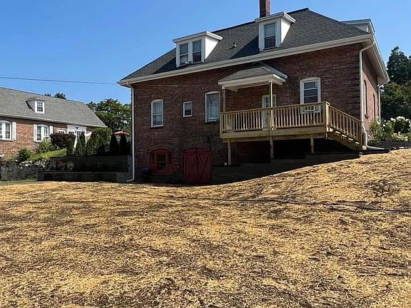 3rd image of 22 Stonecrest Dr #A