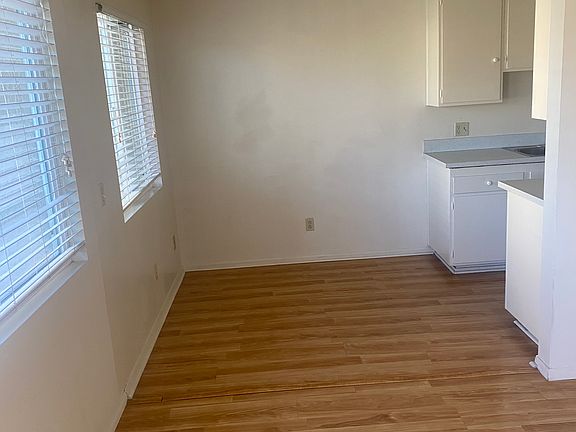3rd image of 2622 Vanderbilt Ln #C