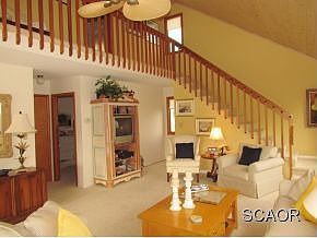 3rd image of 329 Canal Ct