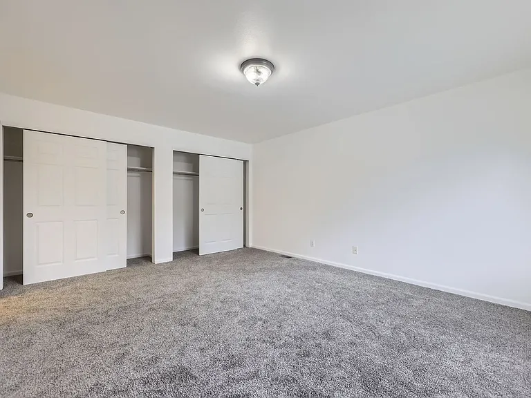 5205 Dudley St — Photo 15