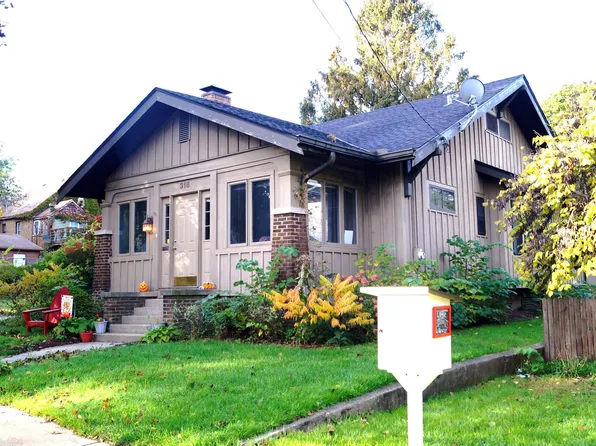 318 N Prospect St, Rockford, IL 61107