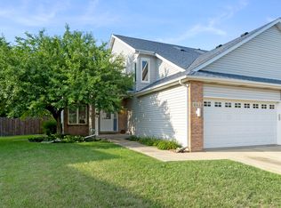 414 Flanagan Cir UNIT A, Minooka, IL 60447