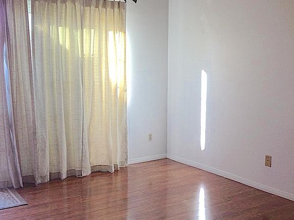 4th image of 3921 W Ivanhoe St Unit 164