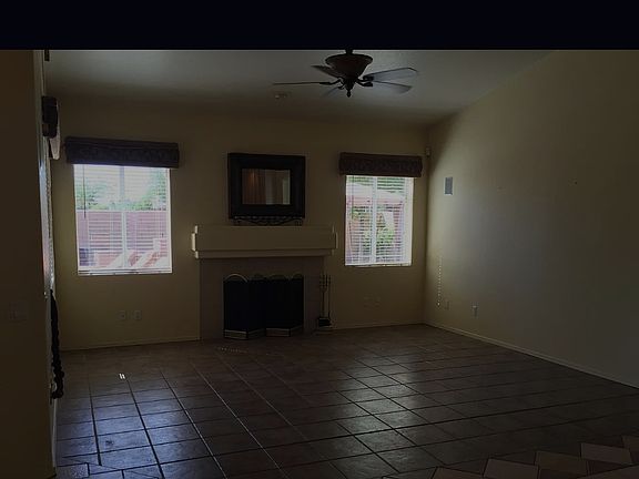 2nd image of 1031 E Baylor Ln