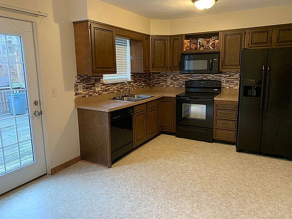 Kitchen/Dining View A