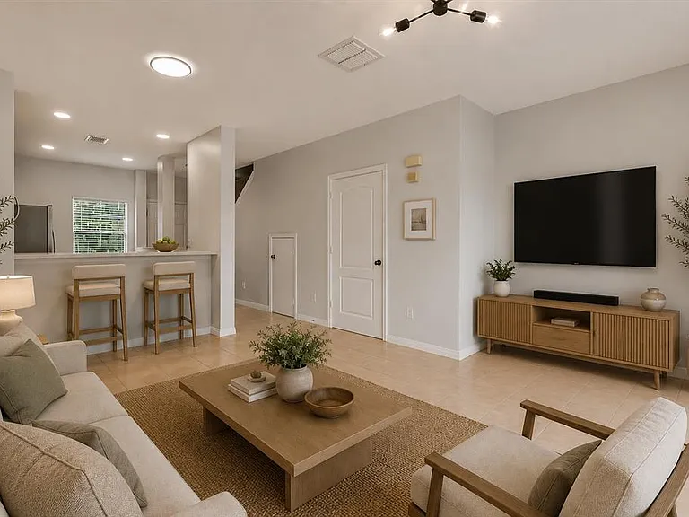 10825 Savannah Wood Dr #199 — Photo 2