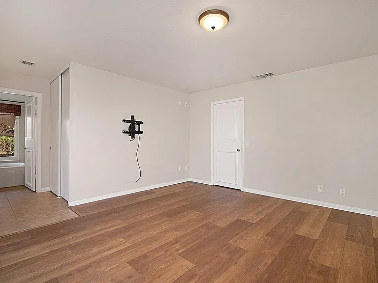 1808 Avenida La Posta — Photo 17
