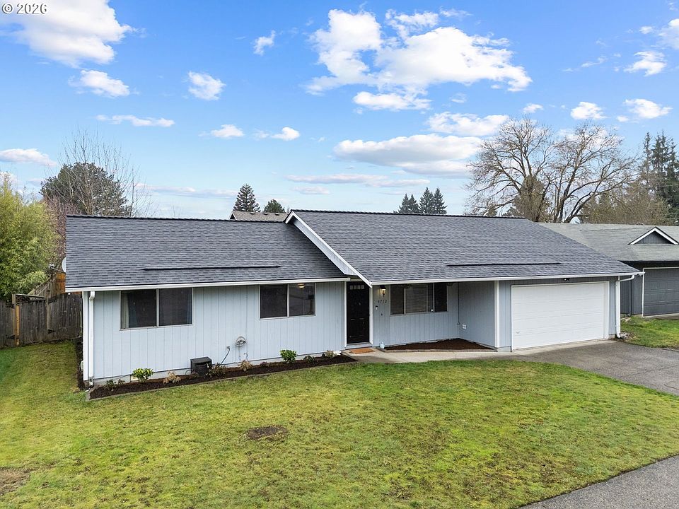 1st image of 3712 NE 135th Ave