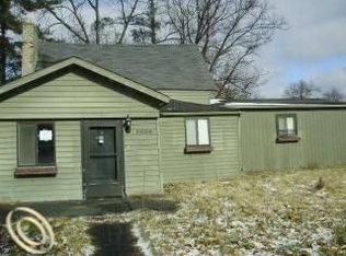 9694 Cedar Island Rd, White Lake, MI