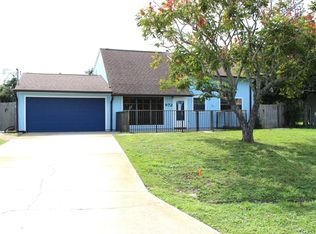 972 SE Damask Ave, Port Saint Lucie, FL 34983