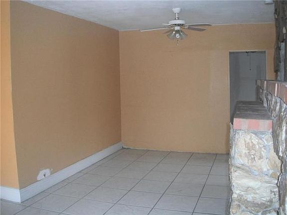 2nd image of 2910 NW 191 St