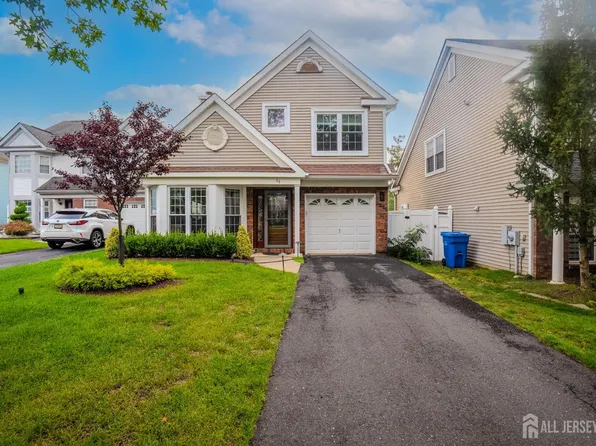 63 Carlisle Ct, Old Bridge, NJ 08857