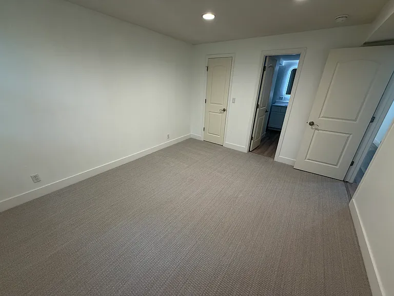 1825 S Foothill Dr — Photo 12