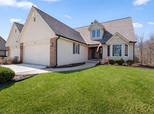 565 South McPride LANE #B, Brookfield, WI