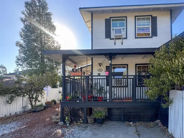 18120 4th Ave, Jamestown, CA 95327