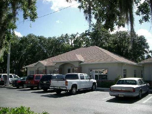 1st image of 166 E Bloomingdale Ave