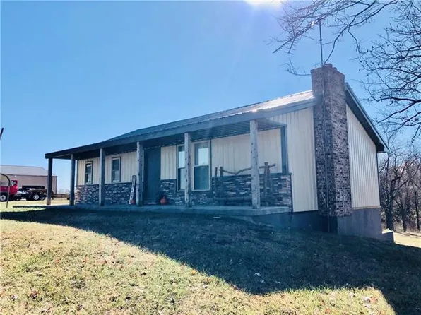 720 SW 800th Rd, Chilhowee, MO 64733