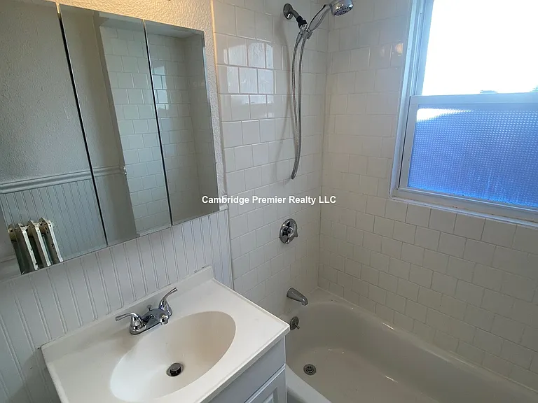 24 Alewife Brook Pkwy — Photo 7