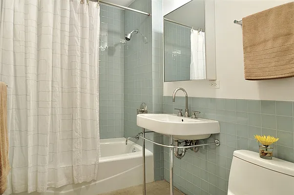 Sold by Corcoran | media 7