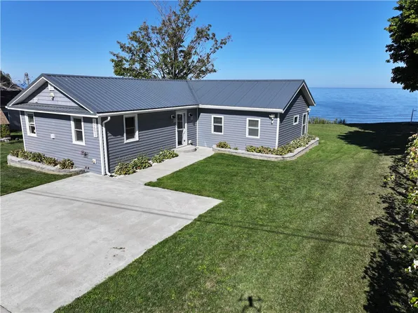 10693 Maple View Hts, Wolcott, NY 14590