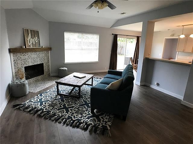 1st image of 1813 Crested Butte Dr