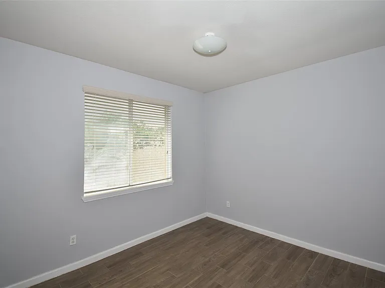 20703 Whitevine Way — Photo 24