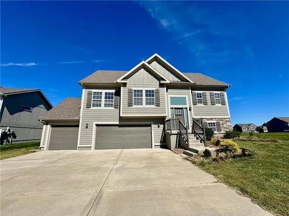 6014 NE 119th Ter, Kansas City, MO 64156