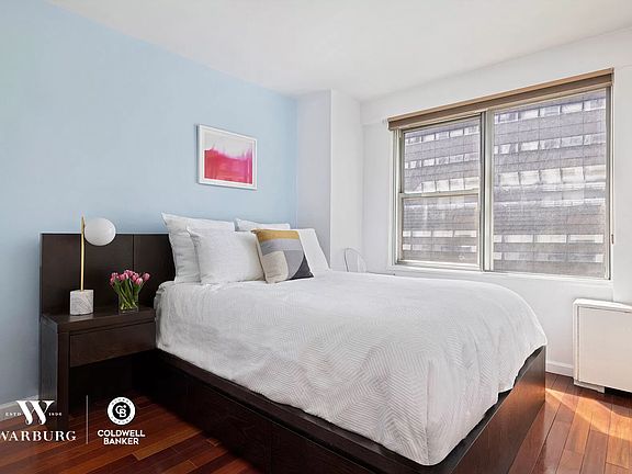 4th image of 69 5th Ave APT 9H