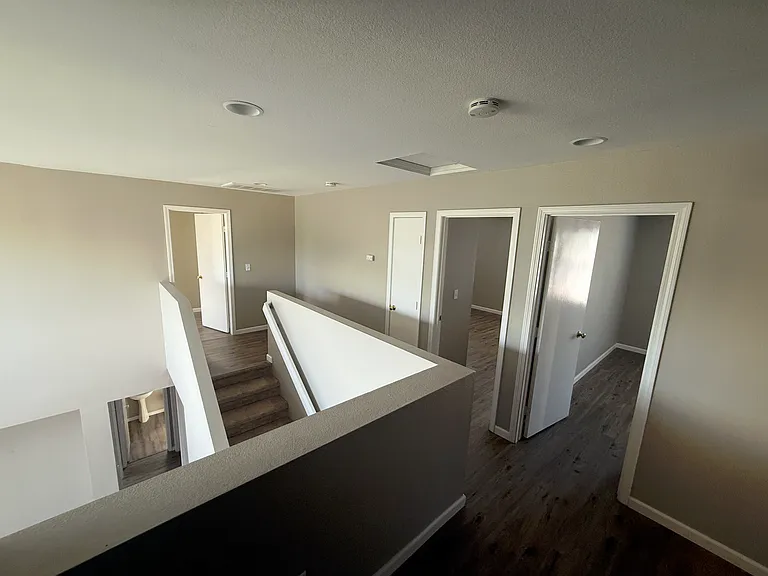388 Burlington Dr — Photo 9