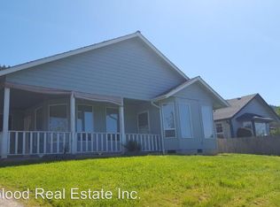 1110 Arburnia St, Myrtle Creek, OR 97457