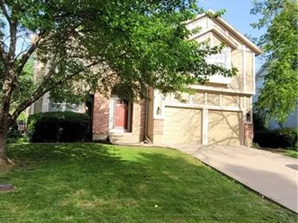 12160 S Alcan St, Olathe, KS 66062