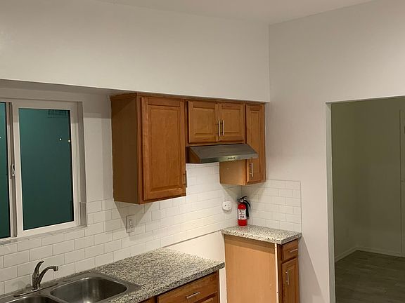 3rd image of 10 S Grande Ave Unit 2