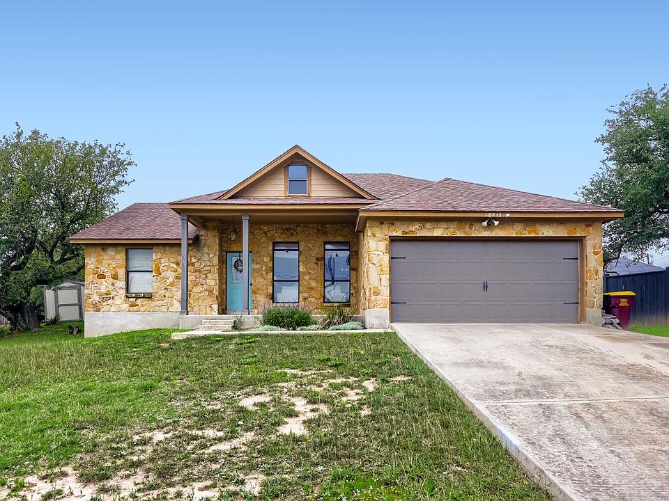 1st image of 10213 Thomas Ln