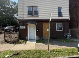 106 Lawrence St #2L, Paterson, NJ 07501