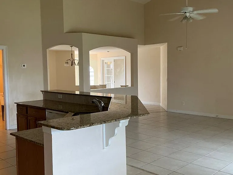 2173 SW Idaho Ln — Photo 9