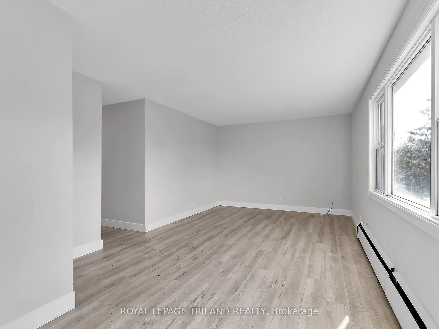 3 bed, $1,795 — Photo 2