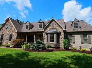 10730 Cottage Hill Ln, Chardon, OH 44024