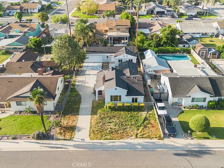 4937 Taft St #ADU — Photo 2