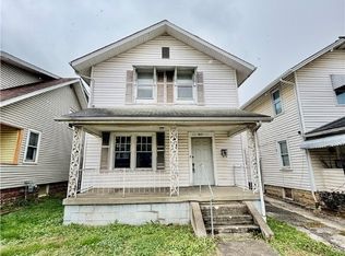 421 26th St, Huntington, WV 25703