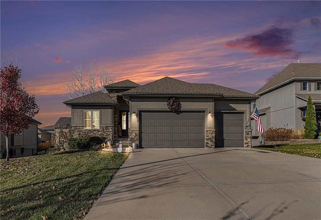 19308 W 200th St, Spring Hill, KS 66083 | Zillow