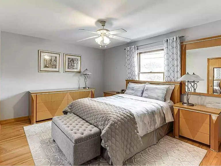 229 Knopf St — Photo 7