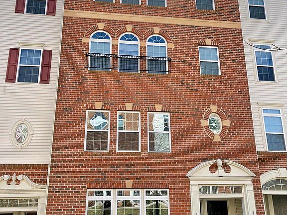 2nd image of 7334 Brunson Cir #3M