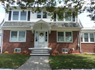 419 Mount Pleasant Ave, Providence, RI 02908