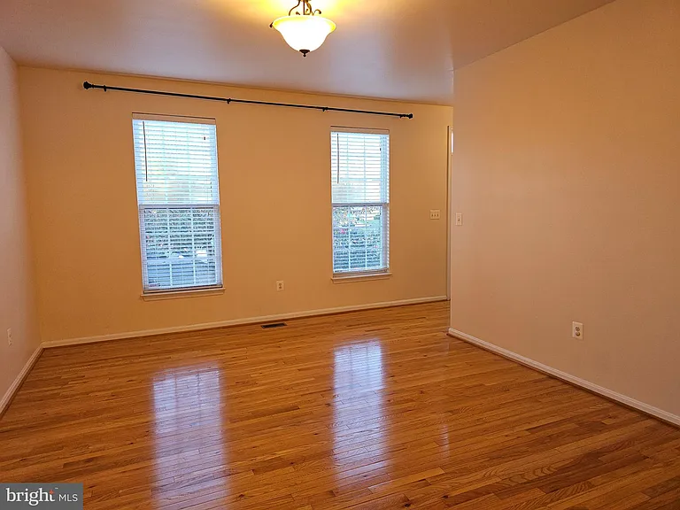 6125 Hot Spring Ln — Photo 13
