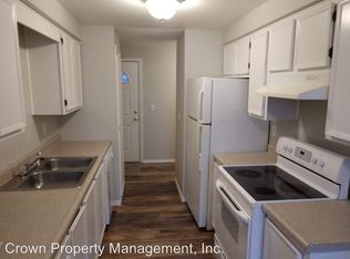 5487 Commercial St SE APT 39, Salem, OR 97306