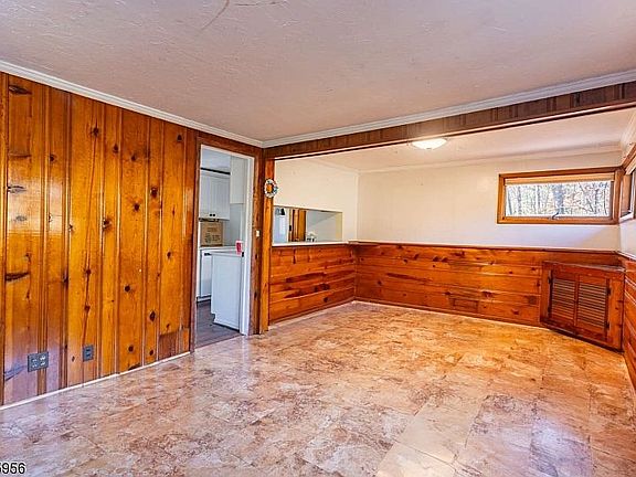 2nd image of 13 Oradell Rd