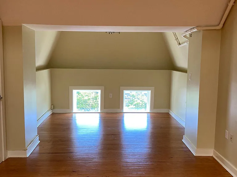 715 Sherman St #14 — Photo 6