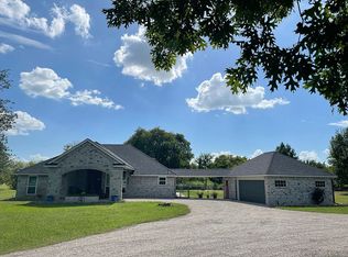 198 Goodnight Trl, Rhome, TX 76078