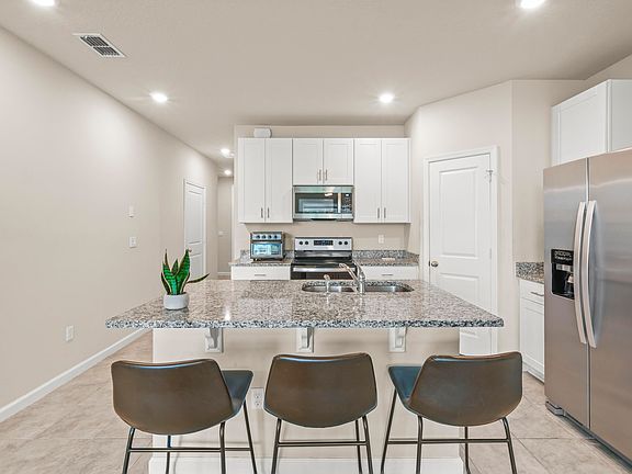5th image of 5657 Mentmore Drive