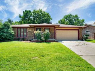 5911 E Flagstaff St, Wichita, KS 67220
